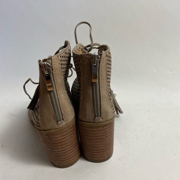 FRANCO SARTO Honolulu Cage Lace Up Heeled Sandal - Picture 4 of 11
